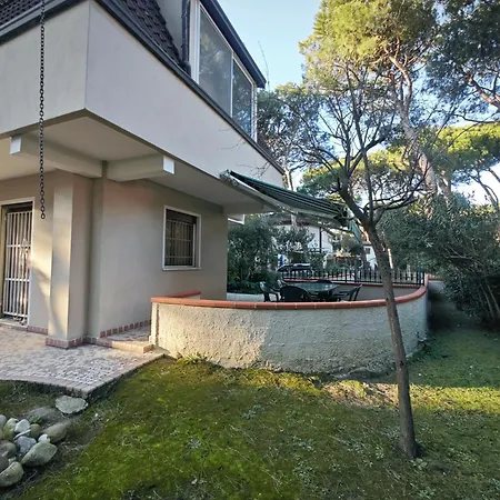 Gabriella Villa Rosolina Mare